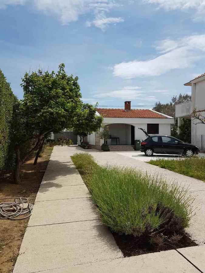 Beachfront Skoblar Holiday Home With Seaview Privlaka  Exterior foto